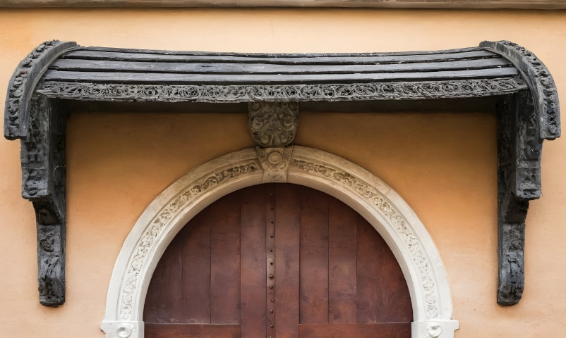 Marquise de porte ancienne